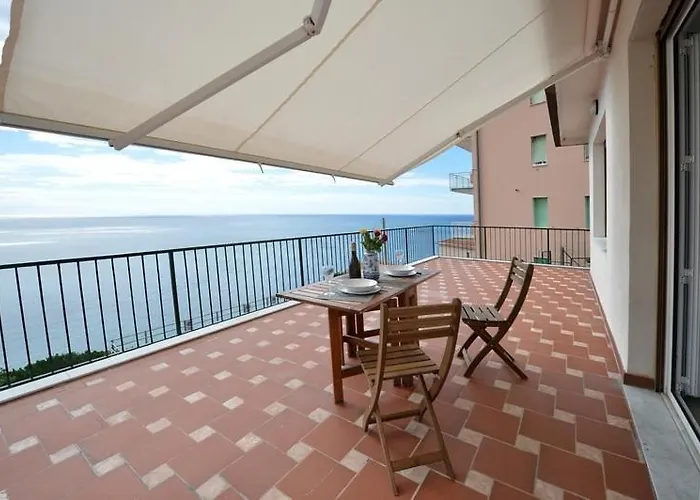 Bergeggi casa al care in Liguria